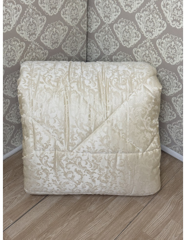 PIUMONE STOFFA AVORIO DAMASCATO
