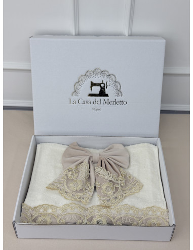 ASCIUGAMANI IN SCATOLA