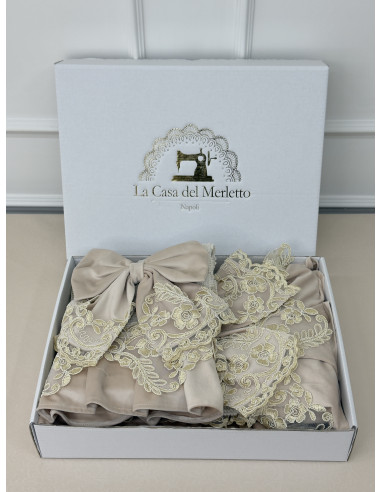 TRIS TAPPETI IN SCATOLA