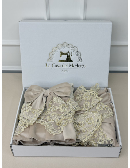 TRIS TAPPETI IN SCATOLA