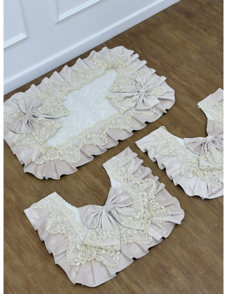 TRIS TAPPETI IN SCATOLA