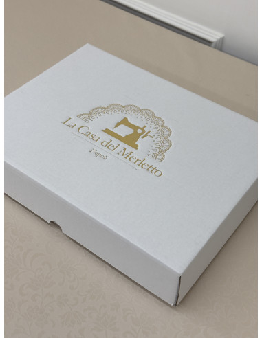 ASCIUGAMANI IN SCATOLA