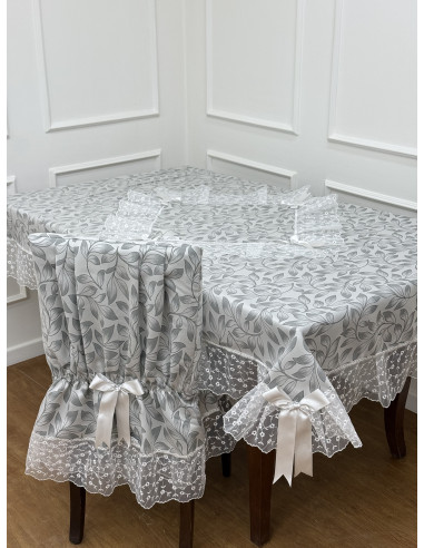 QUATTRO COPRI SEDIE COMPLETE DELIZIA