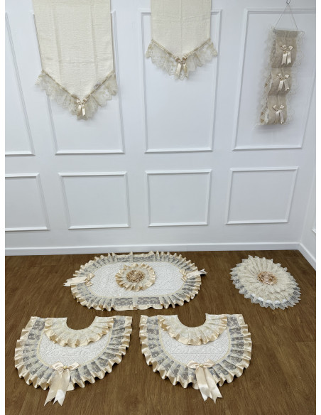 SET GRAZIA : TRIS TAPPETI C.WATER P.ROTOLO E C.ASCIUGAMANI