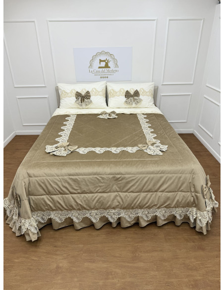 PIUMONE INCANTO REBRODE’ CON LENZUOLA E TRIS CENTRI