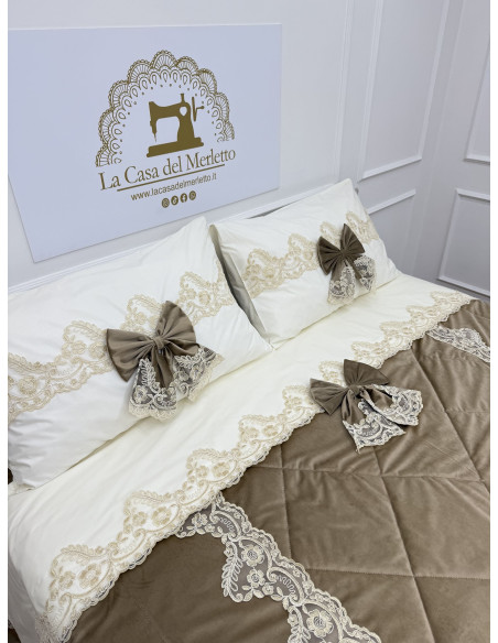 PIUMONE INCANTO REBRODE’ CON LENZUOLA E TRIS CENTRI