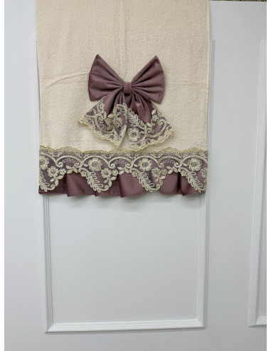 ASCIUGAMANI IN SCATOLA