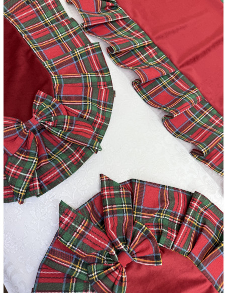 TRIS CENTRI IN VELLUTO ROSSO E VOLA’ TARTAN