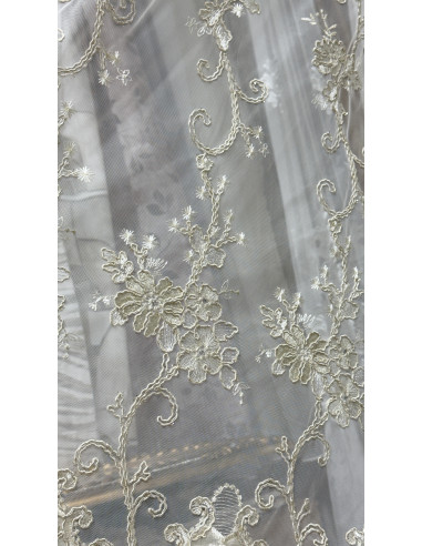 TENDA IN TULLE RICAMATO AVORIO CON...