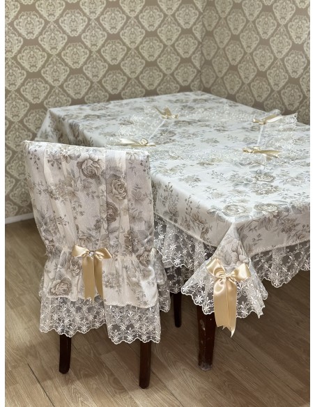 QUATTRO COPRI SEDIE COMPLETE